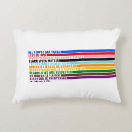 Våra värden är fyllda prydnadskudde