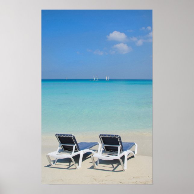 Varadero, Kuba. Sand och solstolar Poster (Framsidan)