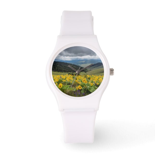 Vårblommor i kullarna armbandsur (Framsida)