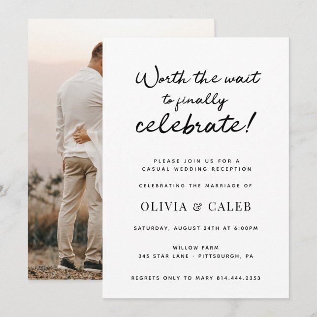Värd att vänta på firar bröllopsfesten Inbjudan (Fram/baksida)