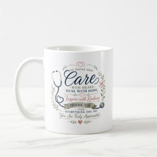 Vård med hjärtats hälso- och sjukvårdsappreciation kaffemugg