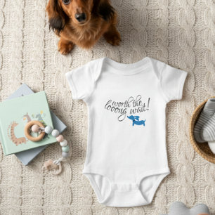 Värde den Long Wait Dachshund Newborn Gift T Shirt