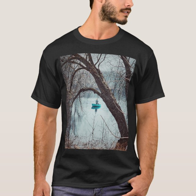 Vårens enslighet vid floden t shirt (Framsida)