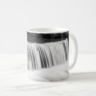 Vårfall vid Hodgson Grayscale Kaffe Mugg