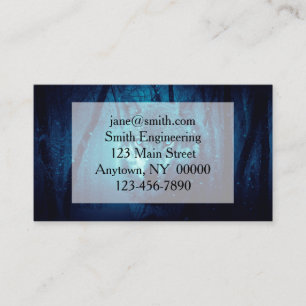 Varg ansikte i mörk fantasyskog visitkort