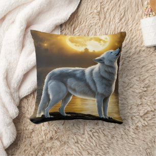 Varg Howling under fullständig drift av Serene Sjö Kudde
