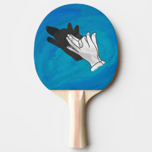 Varg i blått pingisracket