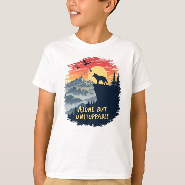 Varg vid Måne Ensamen men kan inte stoppas T Shirt (Framsida)