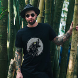 varg vid måne t shirt