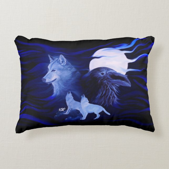 Vargar och Raven med måne Prydnadskudde (Framsidan)