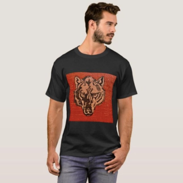 Varghuvud på rött  t shirt (Wolf Head on Red  Graphic T-Shirt  100%  cotton unisex standard fit. 


)