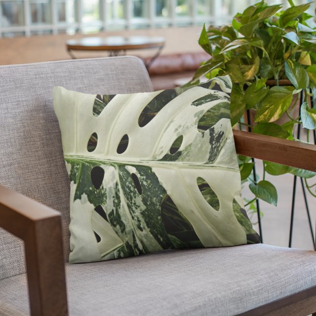 Variegerad monstera Plant Botanical Kudde (In Situ Patio)