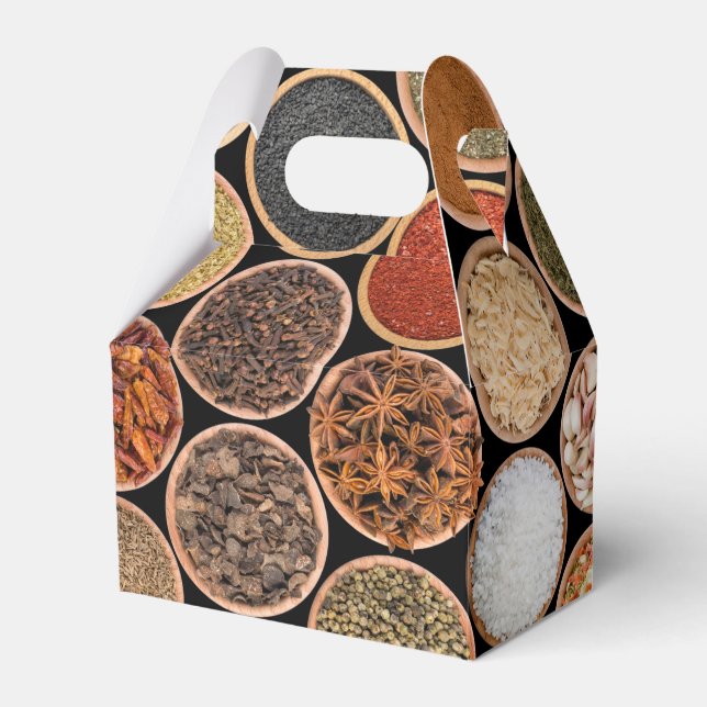 Various spices and food ingredients presentaskar (Framsidan Sidan)