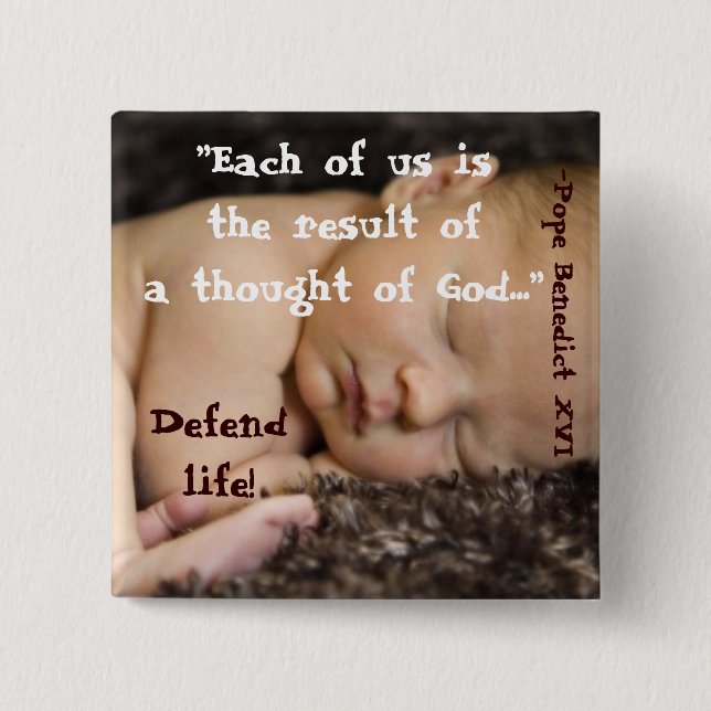 Varje av oss är resultatet av en tanke av guden…, knapp (Framsida)