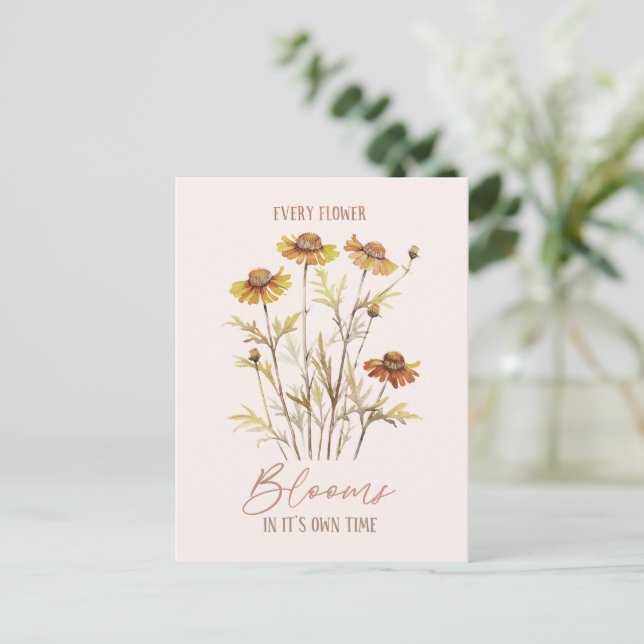 Varje blomma i sin egen tid - Rustik Blommigt Vykort (Stående Fram)