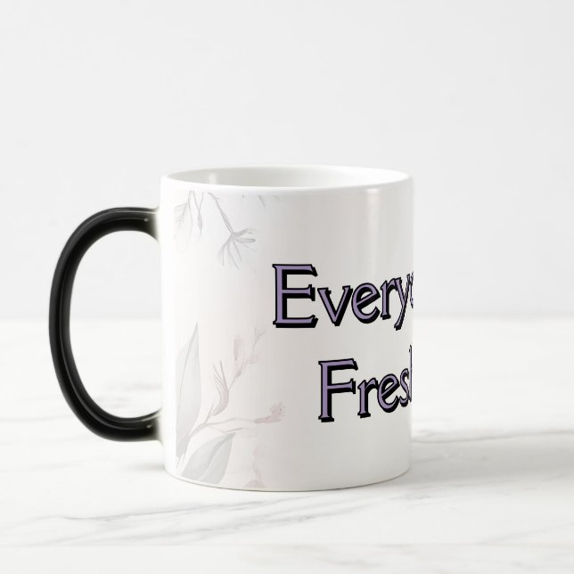 Varje Blommigt är en ny startsdesign Magisk Mugg (Vänster)