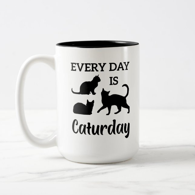 Varje dag är Caturday-nuny Crazy Cat Två-Tonad Mugg (Vänster)