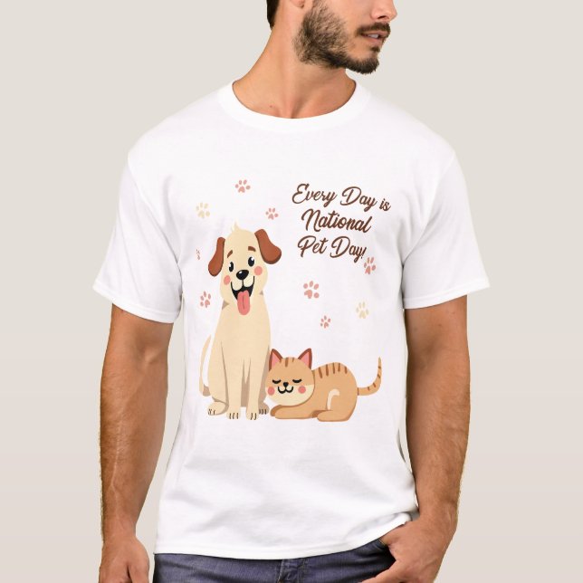 Varje dag är det en nationaldag - Hund- och kundde T Shirt (Framsida)