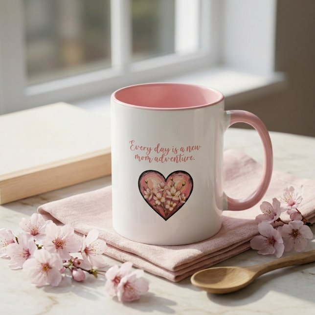 Varje Dag Är Ett Nytt Mammäventyr Design Mugg (Skapare uppladdad)