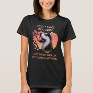 Varje Gång Ibland En Siberian Husky Kommer In I Di T Shirt