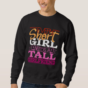 Varje Kort Girl behöver en Lesbisk L Lång Ärmad Tröja
