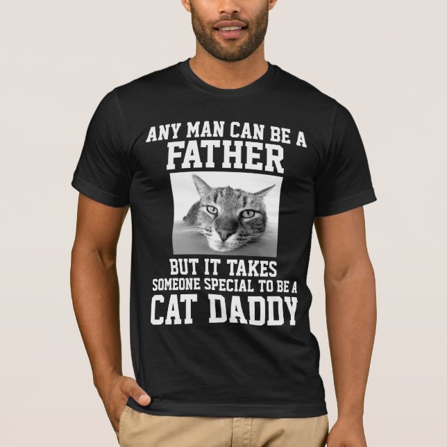 VARJE MAN KAN VARA EN FAR, KATT-PAPPA T-shirts (Framsida)