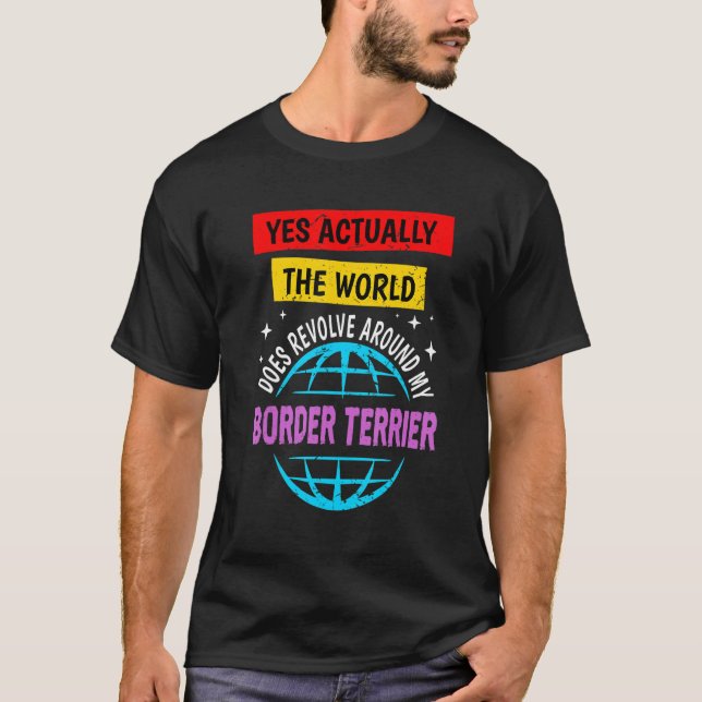 Världen kretsar kring min Underbara Hund Pyrenéern T Shirt (Framsida)