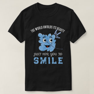 "Världen vecklar ut sin skönhet" Blå leende blad  T Shirt
