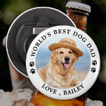 Världens bästa Pet-foto av Hund Personlig Pappa Flasköppnare<br><div class="desc">Världens bästa Hund Pappa ... Överraska din favorit Hund Pappa i Fars dag med den här toppen söta anpassningsbarna med foto flaska-öppnare. Anpassa öppnaren för pappa flaska med hund favoritfoton och namn. Denna öppnare hund flaska är ett måste för hundälskare och pappor! Underbar gåva från hund. COPYRIGHT © 2020 Judy...</div>