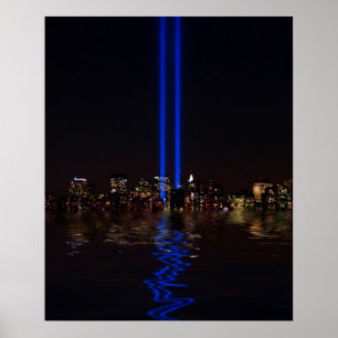 Världshandel centrerar Tribute i ljust på natten Poster