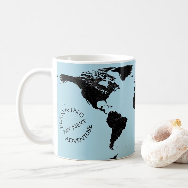 Världskarta - Planerar mitt nästa äventyr - Anpass Kaffemugg (Med munk)