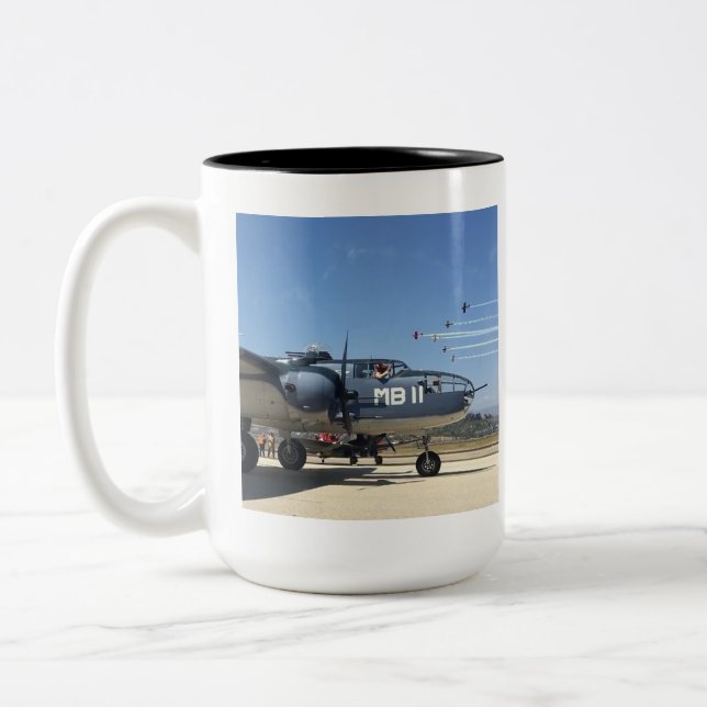 världskrig II B-25 Bomber Mugg (Vänster)