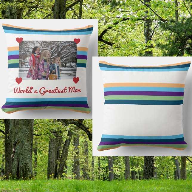 Världsmästare Mamma Kärlek Photo Färg Bands Fabrik Kudde (World's Greatest Mom! Personalized pillow for Mother's Day w/ a photo help up by red hearts. Elegant)