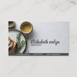 Varm artisanal brödisplay med naturliga accenter visitkort