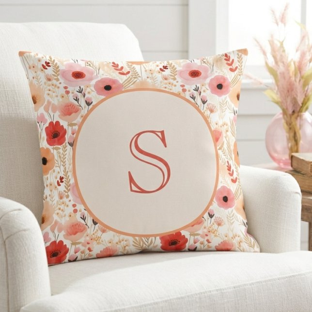 Varm Persika och Korallvallmo Blommig Initial Mono Kudde (Monogrammed poppy throw pillow for a granddaughter's new college dorm bedding.)