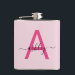 Varm rosa monogram flickas möhippa fest fickplunta<br><div class="desc">Förhöj din fest med denna chic, skräddarsydda monogram-flaska, perfekt för en tjejkväll eller möhippa. Det djärva, varma rosa monogrammet, i kombination med elegant skrivstil, skapar en iögonfallande men ändå feminin design som gör flaskan till ett stilfullt minne för alla tillfällen. Oavsett om du ger den i present till dina brudtärnor...</div>