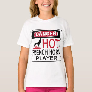 Varm valthornspelare tee