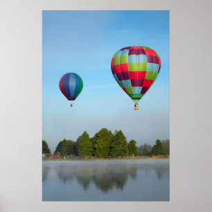 Varmt luftballonger över en sjö, Nya Zeeland Poster