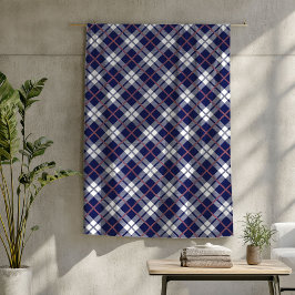 Varmvattenspräglat i Coral och Tavy Tartan Design Fleecefilt