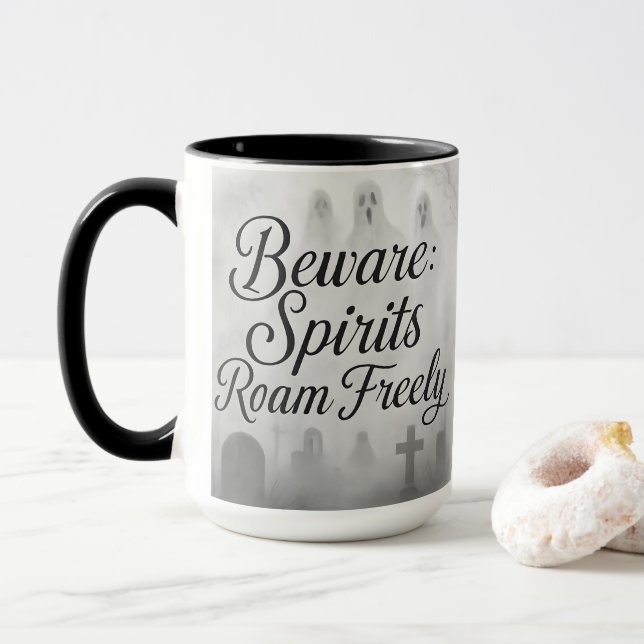 Varna Andar Lurar Fritt Dimmig Kyrkogård Design Mugg (Med munk)