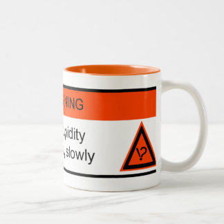 VARNING: allergiskt till stupidity Två-Tonad Mugg