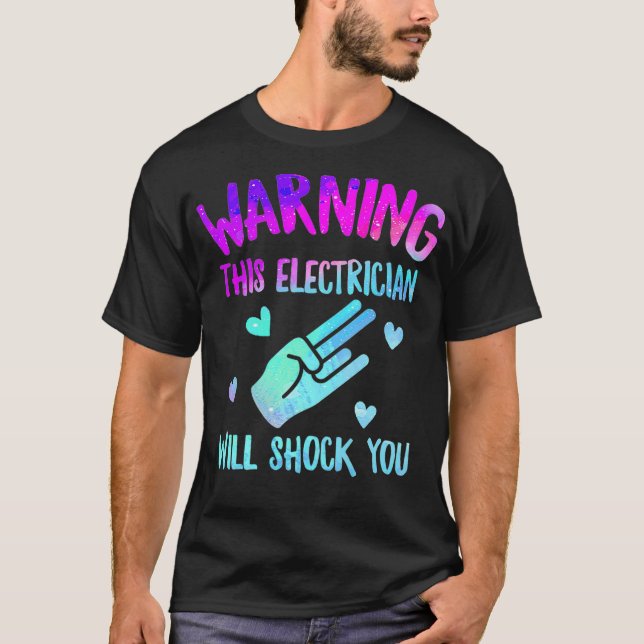 Varning för att elläkaren kan slå dig lineman t shirt (Framsida)