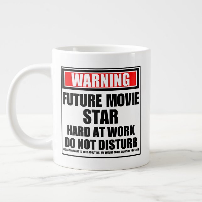 Varning för framtida filmstjärnor på jobbet jumbo mugg (Vänster)