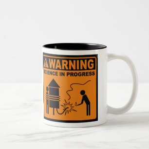 Varning! För ©kaffe för vetenskap pågående mu Två-Tonad Mugg