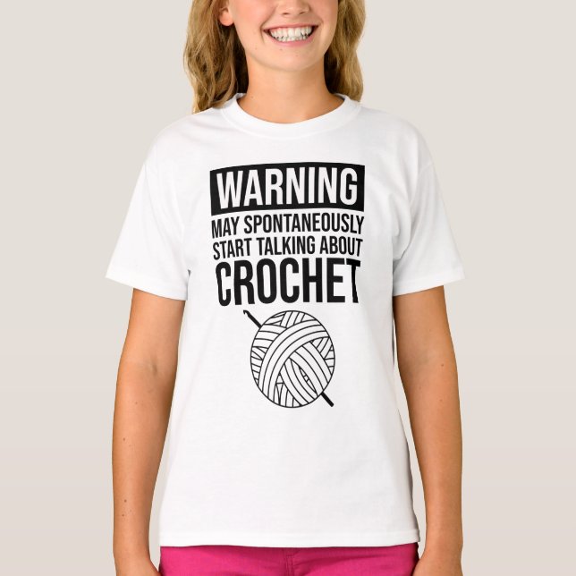 Varning - Kan Börja Prata Om Virkning T Shirt (Framsida)
