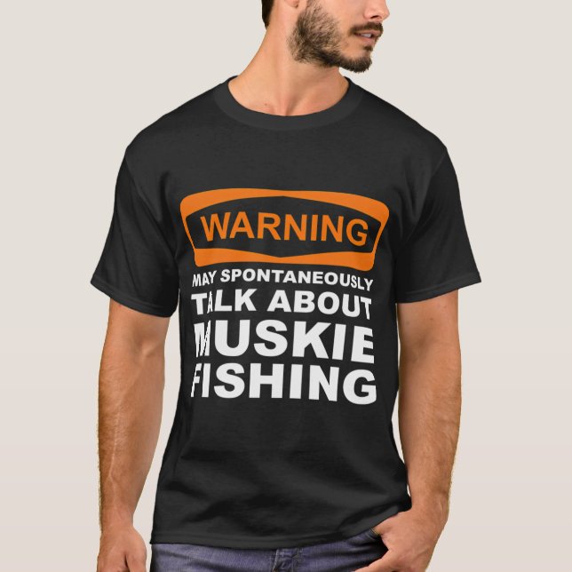 Varning Kan Spontant Prata Om Gäddfiske T Shirt (Framsida)