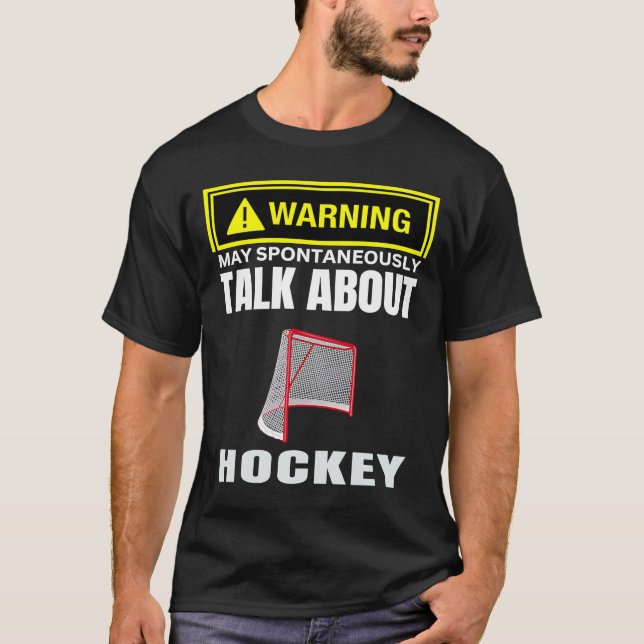 Varning kan spontant tala om Hockey Puck N T Shirt (Framsida)