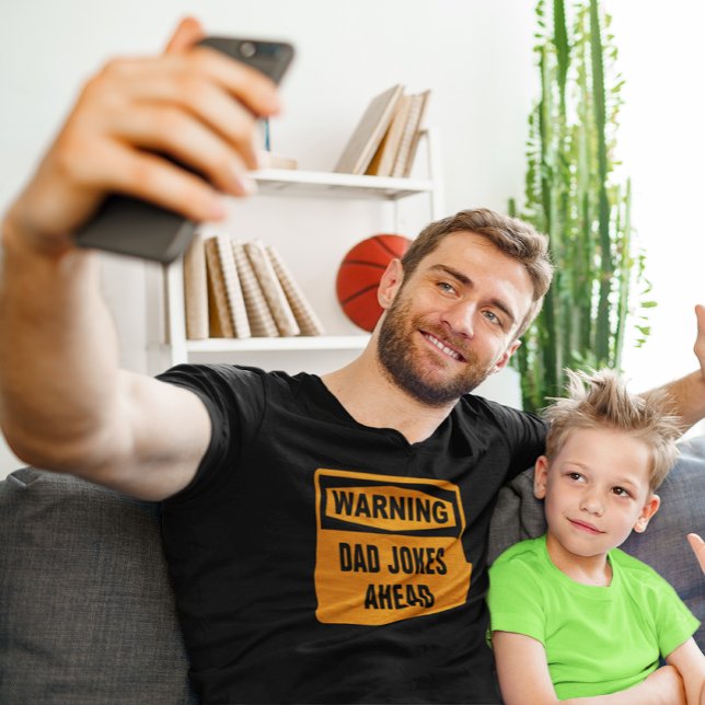 Varning Pappa Jokes Ahead Funny Anpassade T Shirt (Skapare uppladdad)