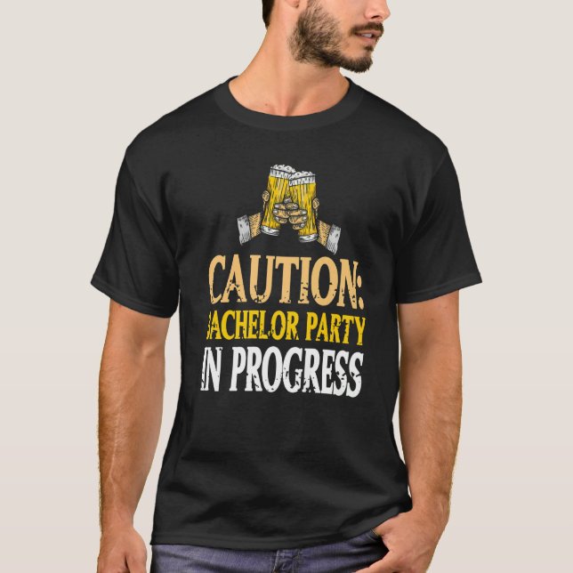 Varning Speningsfest Pågår Rolig Retro Present T Shirt (Framsida)