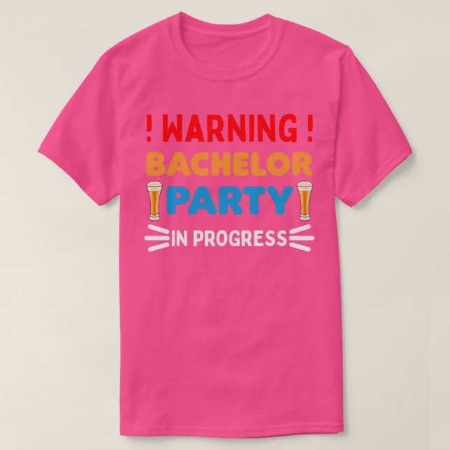 Varning Sventilt Pågående Bröllop Roligt T Shirt (Design framsida)